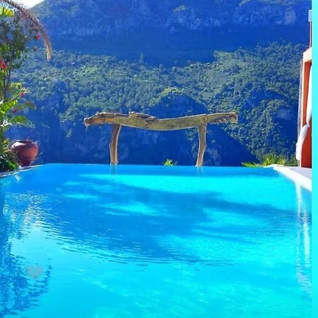 Ddg Retreat Hotel Casares Ngoại thất bức ảnh