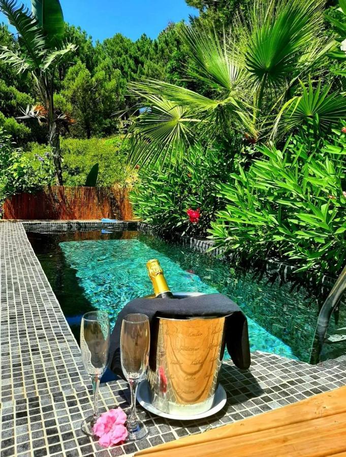 Ddg Retreat Hotel Casares Ngoại thất bức ảnh