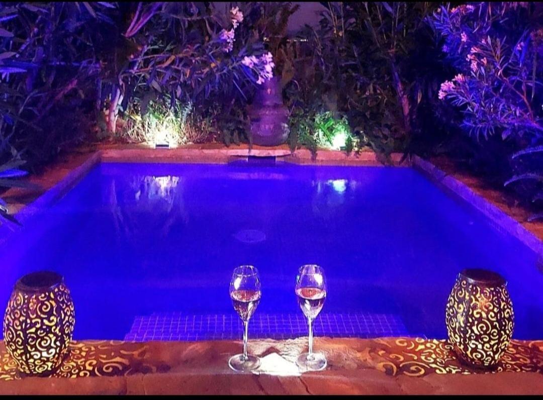 Ddg Retreat Hotel Casares Ngoại thất bức ảnh