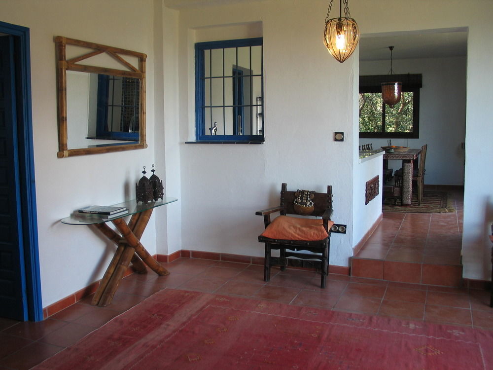 Ddg Retreat Hotel Casares Ngoại thất bức ảnh