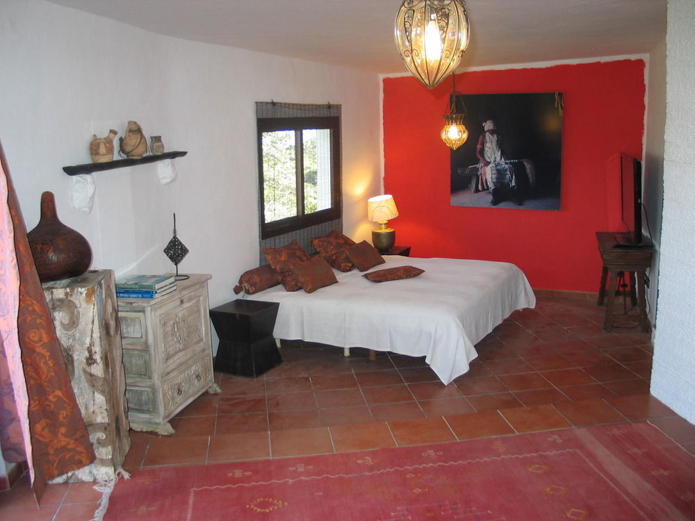 Ddg Retreat Hotel Casares Ngoại thất bức ảnh