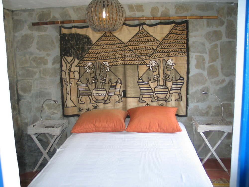 Ddg Retreat Hotel Casares Ngoại thất bức ảnh